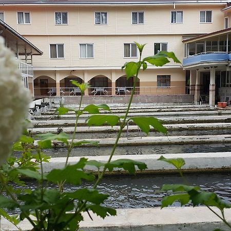 Alanlar Alabalik Ve Otel Ağlasun Extérieur photo